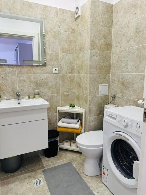Cozyapartment14 Roşu エクステリア 写真